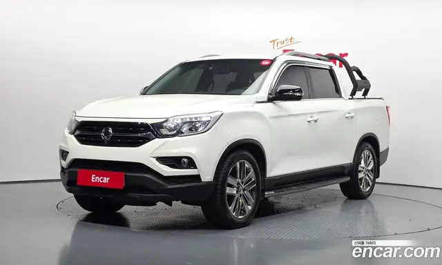 SsangYong Rexton 2018 2.2 автомат (гидро), миниатюра 1 SsangYong Rexton 2018 2.2 автомат (гидро), миниатюра 1