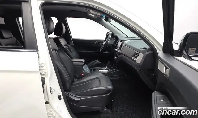 SsangYong Rexton 2018 2.2 автомат (гидро), миниатюра 11 SsangYong Rexton 2018 2.2 автомат (гидро), миниатюра 11