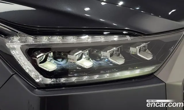 SsangYong Rexton 2024 2.2 автомат (гидро), миниатюра 8 SsangYong Rexton 2024 2.2 автомат (гидро), миниатюра 8