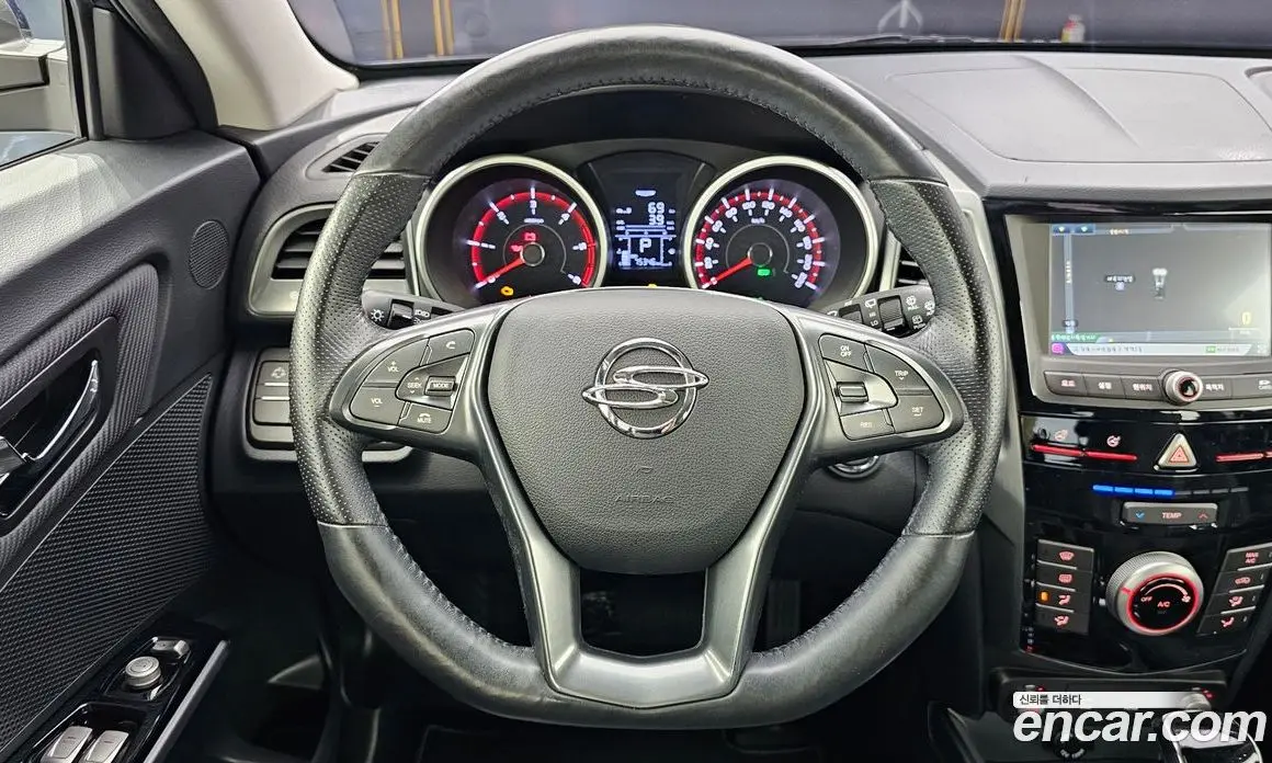 SsangYong TIBOLI 2018 1.6 автомат (гидро), фото 13