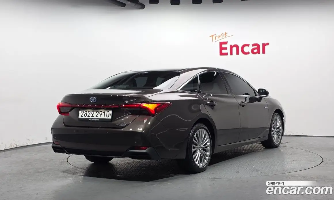 Toyota Avalon 2019 2.5 автомат (гидро), фото 2 Toyota Avalon 2019 2.5 автомат (гидро), фото 2