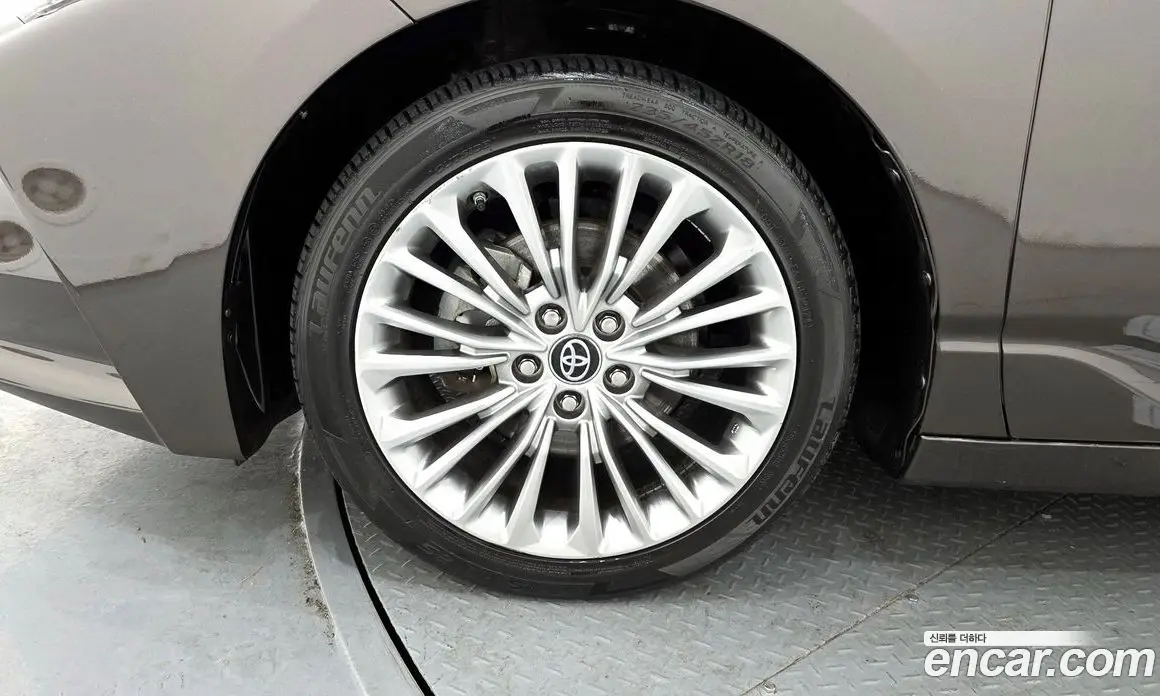 Toyota Avalon 2019 2.5 автомат (гидро), фото 5 Toyota Avalon 2019 2.5 автомат (гидро), фото 5