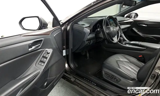 Toyota Avalon 2019 2.5 автомат (гидро), миниатюра 10 Toyota Avalon 2019 2.5 автомат (гидро), миниатюра 10