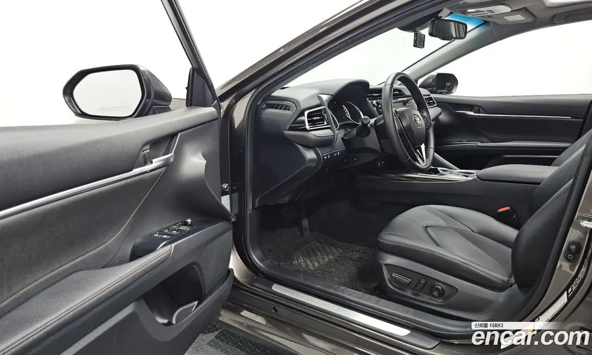 Toyota Camry 2018 2.5 автомат (гидро), фото 13 Toyota Camry 2018 2.5 автомат (гидро), фото 13