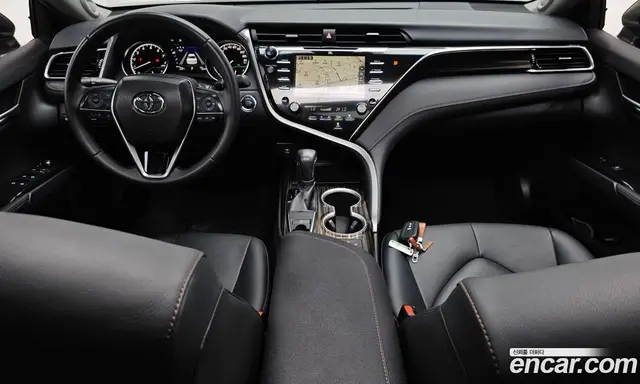 Toyota Camry 2018 2.5 автомат (гидро), миниатюра 10 Toyota Camry 2018 2.5 автомат (гидро), миниатюра 10