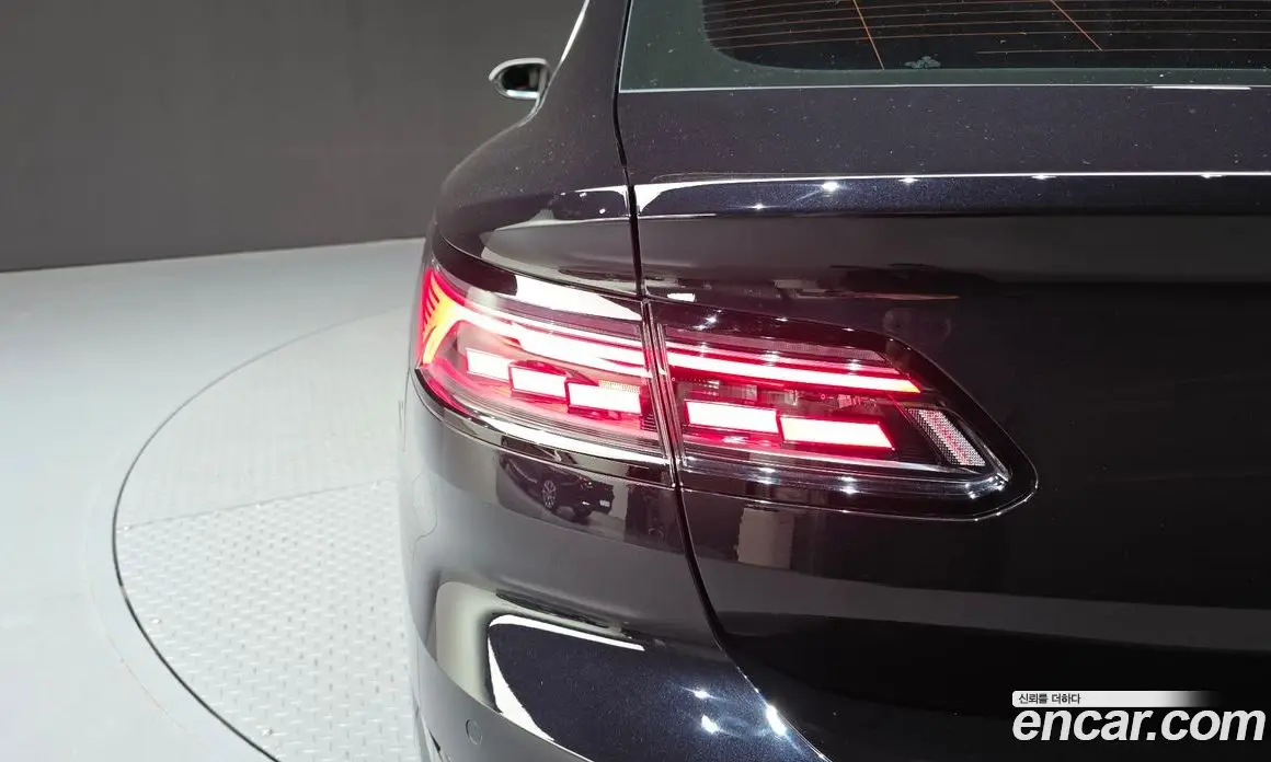 Volkswagen Arteon 2023 2.0 автомат (гидро), фото 9 Volkswagen Arteon 2023 2.0 автомат (гидро), фото 9