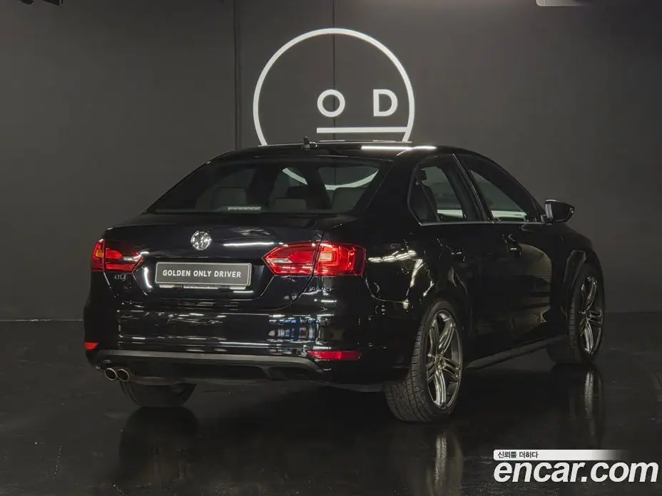Volkswagen Jetta 2012 2.0 механика, фото 15 Volkswagen Jetta 2012 2.0 механика, фото 15