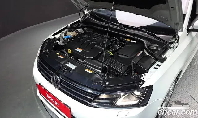 Volkswagen Jetta 2015 2.0 автомат (гидро), миниатюра 6 Volkswagen Jetta 2015 2.0 автомат (гидро), миниатюра 6