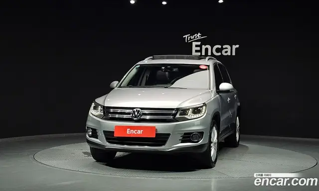 Volkswagen Tiguan 2014 2.0 автомат (гидро), миниатюра 3 Volkswagen Tiguan 2014 2.0 автомат (гидро), миниатюра 3