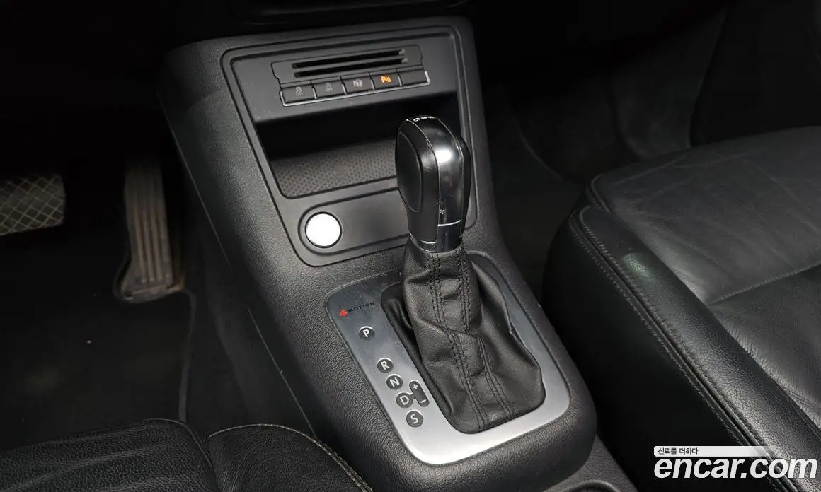 Volkswagen Tiguan 2014 2.0 автомат (гидро), фото 9 Volkswagen Tiguan 2014 2.0 автомат (гидро), фото 9