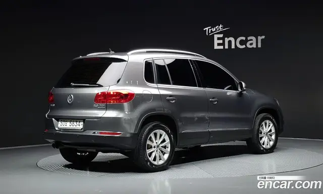 Volkswagen Tiguan 2014 2.0 автомат (гидро), миниатюра 2 Volkswagen Tiguan 2014 2.0 автомат (гидро), миниатюра 2