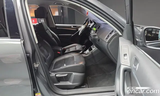 Volkswagen Tiguan 2014 2.0 автомат (гидро), миниатюра 11 Volkswagen Tiguan 2014 2.0 автомат (гидро), миниатюра 11