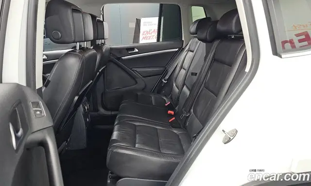 Volkswagen Tiguan 2015 2.0 автомат (гидро), миниатюра 12