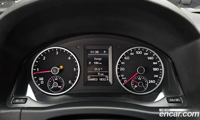 Volkswagen Tiguan 2015 2.0 автомат (гидро), миниатюра 8 Volkswagen Tiguan 2015 2.0 автомат (гидро), миниатюра 8
