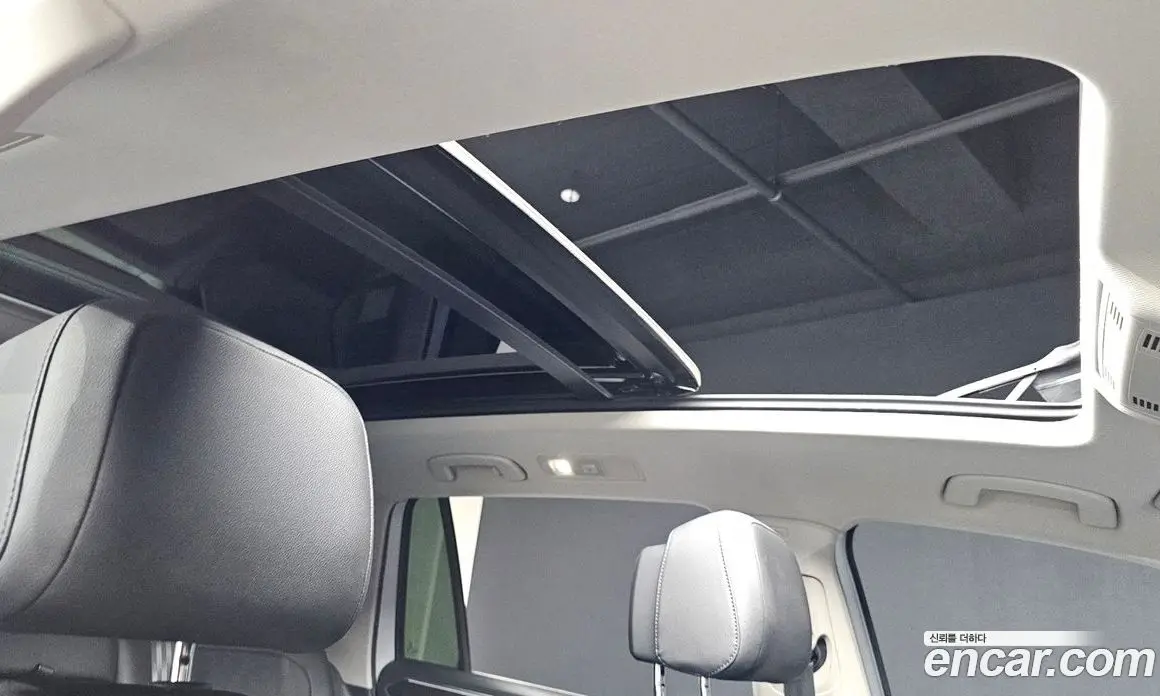 Volkswagen Tiguan 2018 2.0 автомат (гидро), фото 24 Volkswagen Tiguan 2018 2.0 автомат (гидро), фото 24