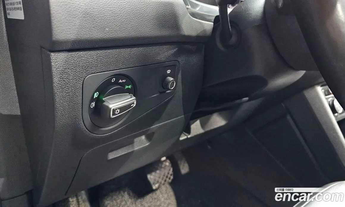 Volkswagen Tiguan 2018 2.0 автомат (гидро), фото 28 Volkswagen Tiguan 2018 2.0 автомат (гидро), фото 28