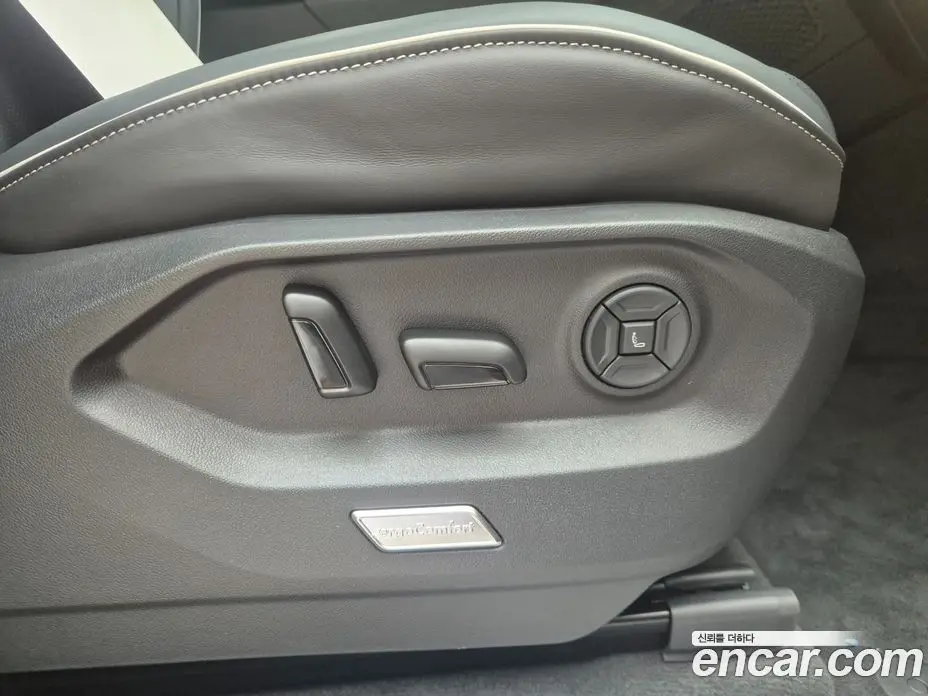 Volkswagen Touareg 2026 3.0 автомат (гидро), фото 16 Volkswagen Touareg 2026 3.0 автомат (гидро), фото 16