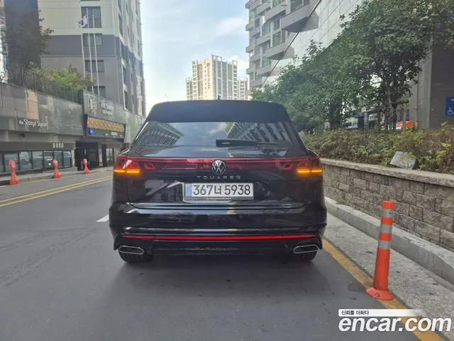 Volkswagen Touareg 2026 3.0 автомат (гидро), миниатюра 4 Volkswagen Touareg 2026 3.0 автомат (гидро), миниатюра 4