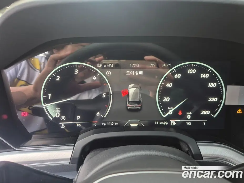 Volkswagen Touareg 2026 3.0 автомат (гидро), фото 7 Volkswagen Touareg 2026 3.0 автомат (гидро), фото 7