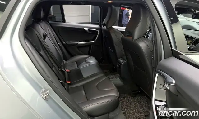 Volvo V60 2016 2.5 автомат (гидро), миниатюра 12