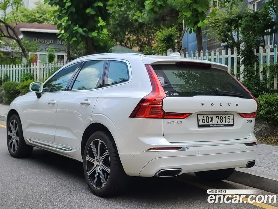 Volvo XC60 2018 2.0 автомат (гидро), фото 2 Volvo XC60 2018 2.0 автомат (гидро), фото 2