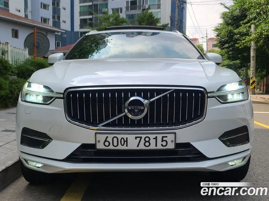 Volvo XC60 2018 2.0 автомат (гидро), фото 3 Volvo XC60 2018 2.0 автомат (гидро), фото 3