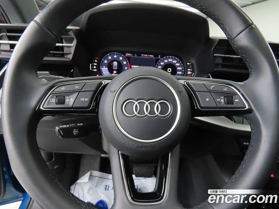 Audi A3 2023 2.0 автомат (гидро), фото 13 Audi A3 2023 2.0 автомат (гидро), фото 13