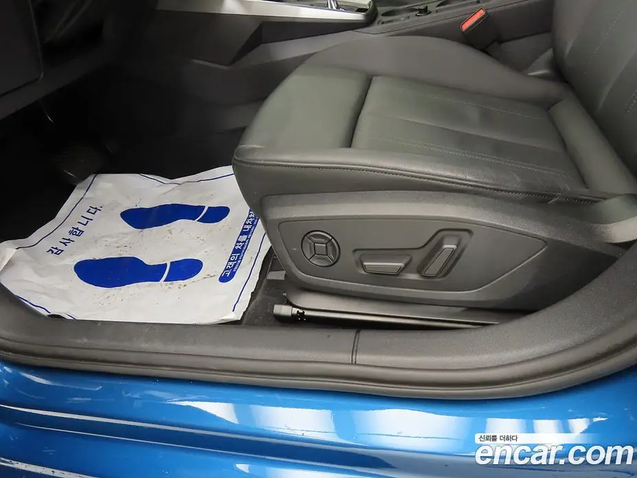 Audi A3 2023 2.0 автомат (гидро), фото 16 Audi A3 2023 2.0 автомат (гидро), фото 16