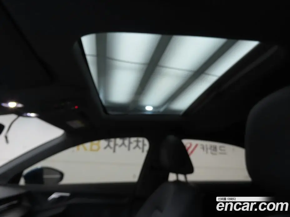 Audi A3 2023 2.0 автомат (гидро), фото 18 Audi A3 2023 2.0 автомат (гидро), фото 18