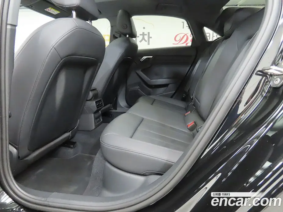 Audi A3 2023 2.0 автомат (гидро), фото 6 Audi A3 2023 2.0 автомат (гидро), фото 6