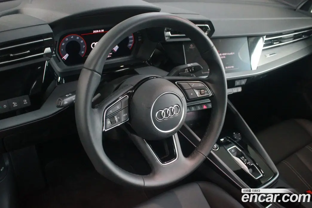 Audi A3 2025 2.0 автомат (гидро), фото 12 Audi A3 2025 2.0 автомат (гидро), фото 12