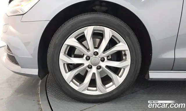 Audi A6 2018 2.0 автомат (гидро), миниатюра 4 Audi A6 2018 2.0 автомат (гидро), миниатюра 4