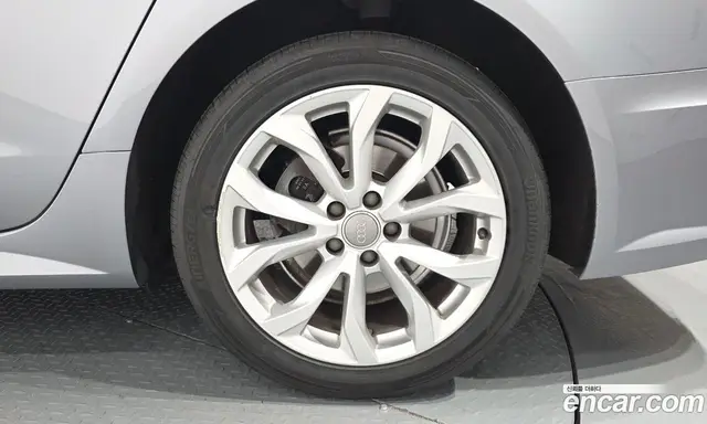 Audi A6 2018 2.0 автомат (гидро), миниатюра 6 Audi A6 2018 2.0 автомат (гидро), миниатюра 6