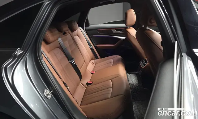 Audi A6 2020 2.0 автомат (гидро), миниатюра 12