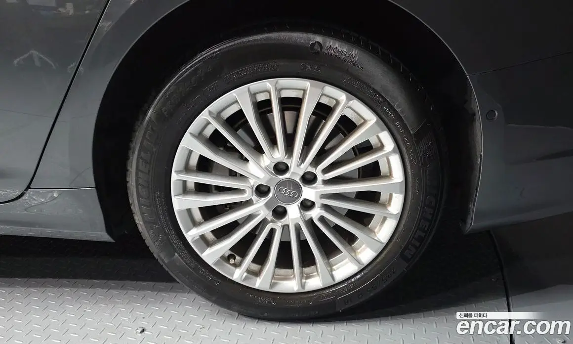 Audi A6 2020 2.0 автомат (гидро), фото 5 Audi A6 2020 2.0 автомат (гидро), фото 5