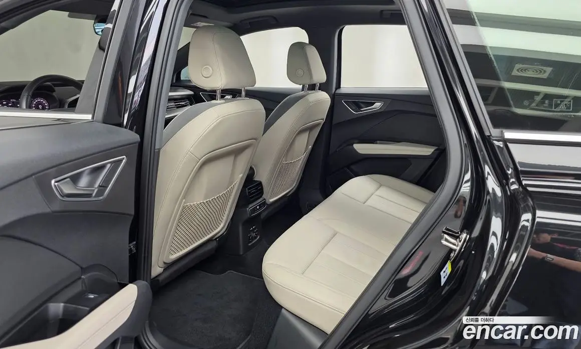 Audi Q4 e-tron 2022 0.2 автомат (гидро), фото 16 Audi Q4 e-tron 2022 0.2 автомат (гидро), фото 16