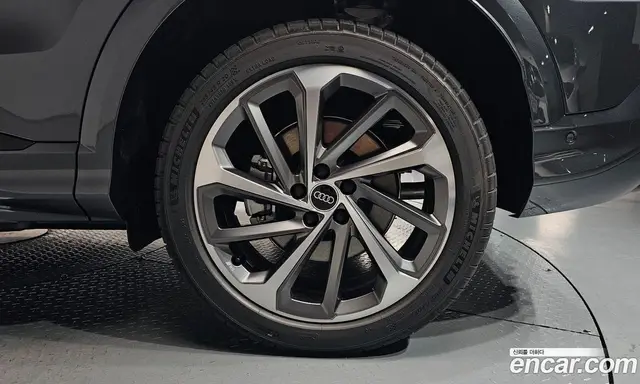 Audi Q5 2025 2.0 автомат (гидро), миниатюра 6 Audi Q5 2025 2.0 автомат (гидро), миниатюра 6
