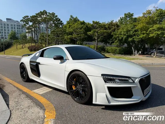 Audi R8 2014 5.2 автомат (гидро), миниатюра 2 Audi R8 2014 5.2 автомат (гидро), миниатюра 2