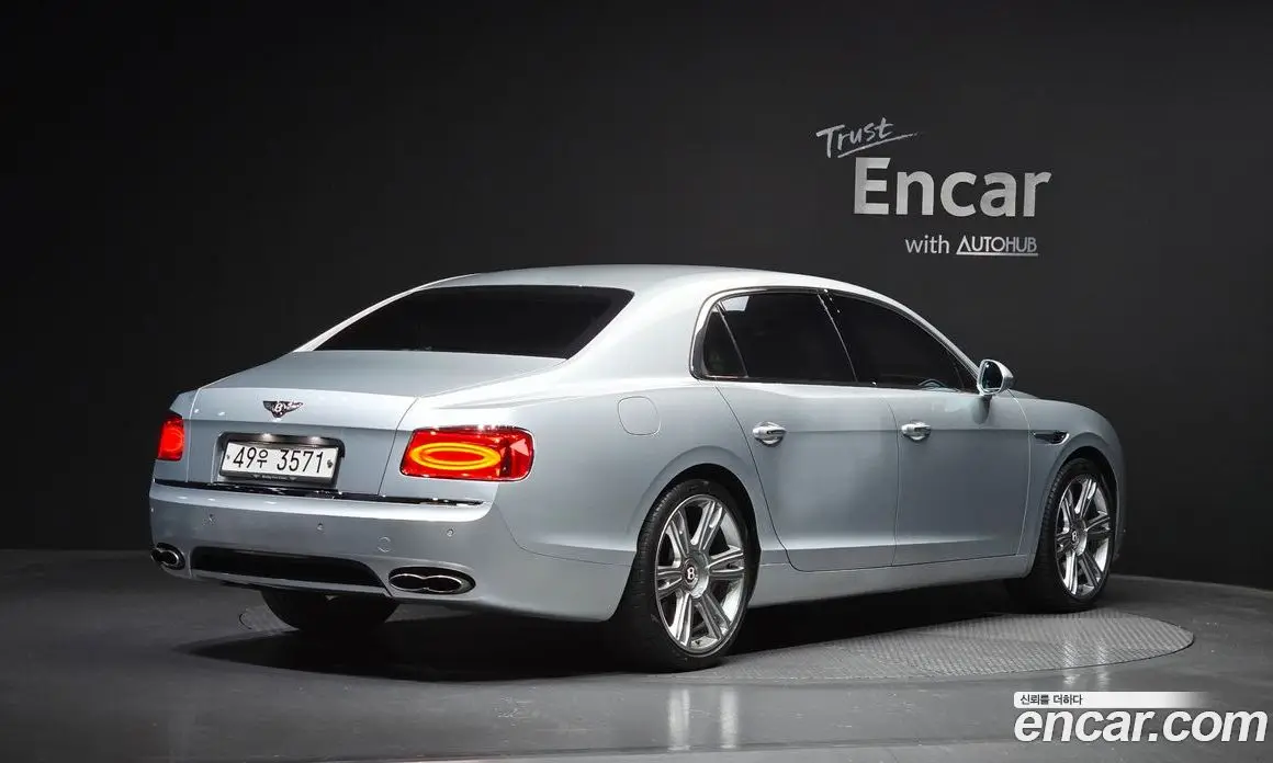 Bentley Flying Spur 2014 4.0 автомат (гидро), фото 1 Bentley Flying Spur 2014 4.0 автомат (гидро), фото 1