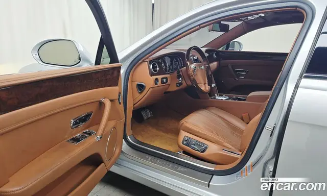 Bentley Flying Spur 2014 4.0 автомат (гидро), миниатюра 12
