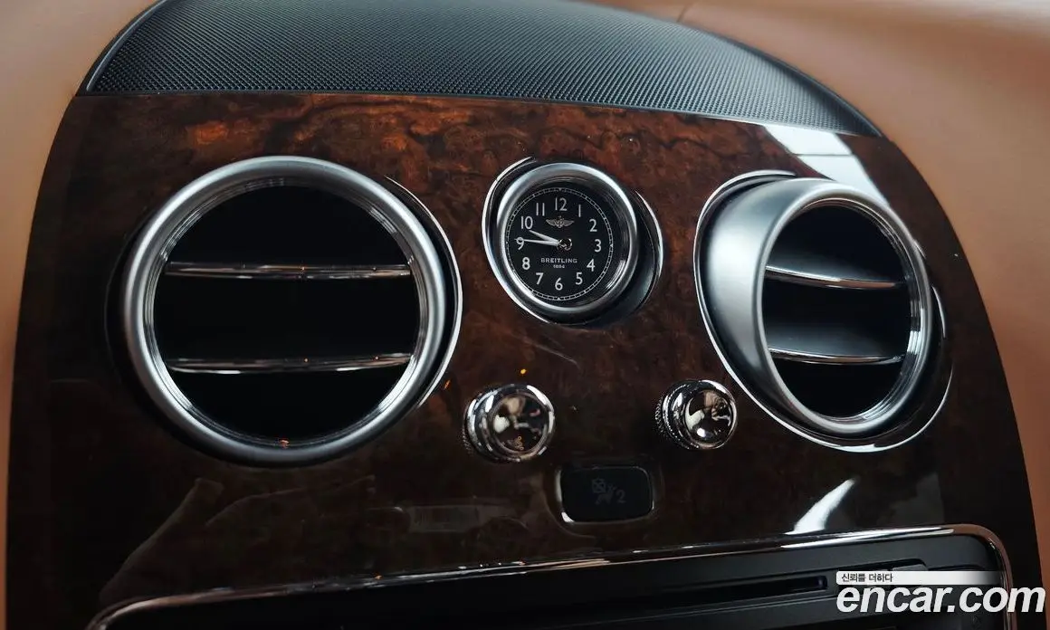 Bentley Flying Spur 2014 4.0 автомат (гидро), фото 25 Bentley Flying Spur 2014 4.0 автомат (гидро), фото 25
