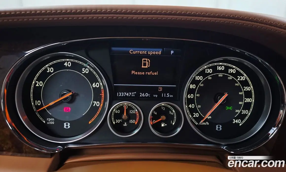 Bentley Flying Spur 2014 4.0 автомат (гидро), фото 10 Bentley Flying Spur 2014 4.0 автомат (гидро), фото 10