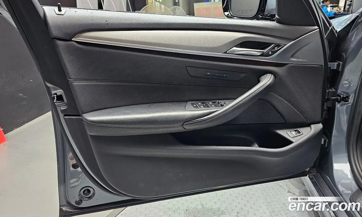 BMW 5 серия 2017 2.0 автомат (гидро), фото 14 BMW 5 серия 2017 2.0 автомат (гидро), фото 14