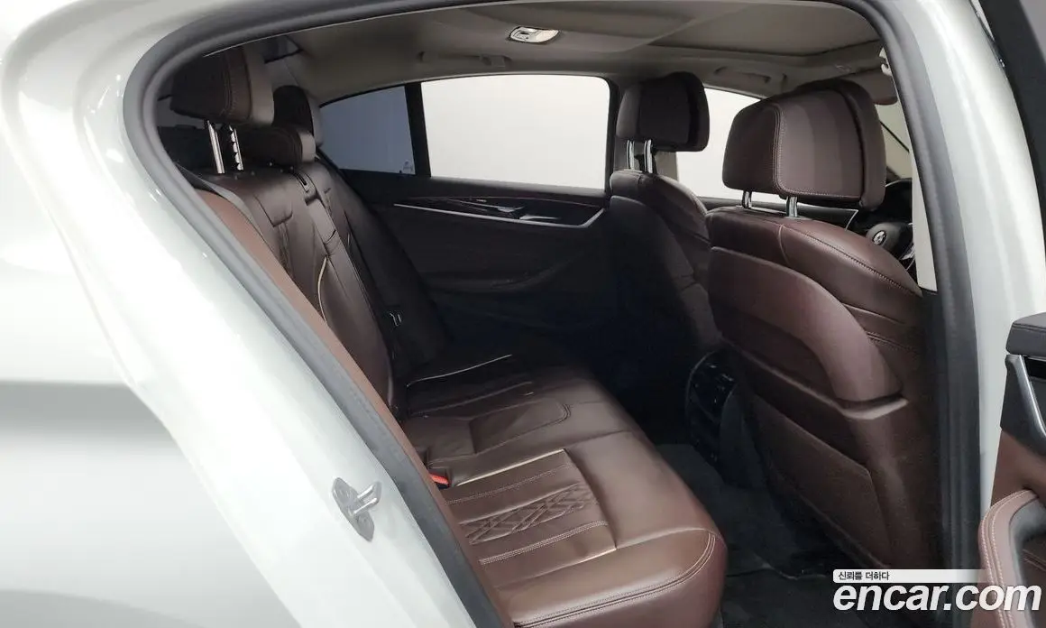 BMW 5 серия 2021 2.0 автомат (гидро), фото 17 BMW 5 серия 2021 2.0 автомат (гидро), фото 17