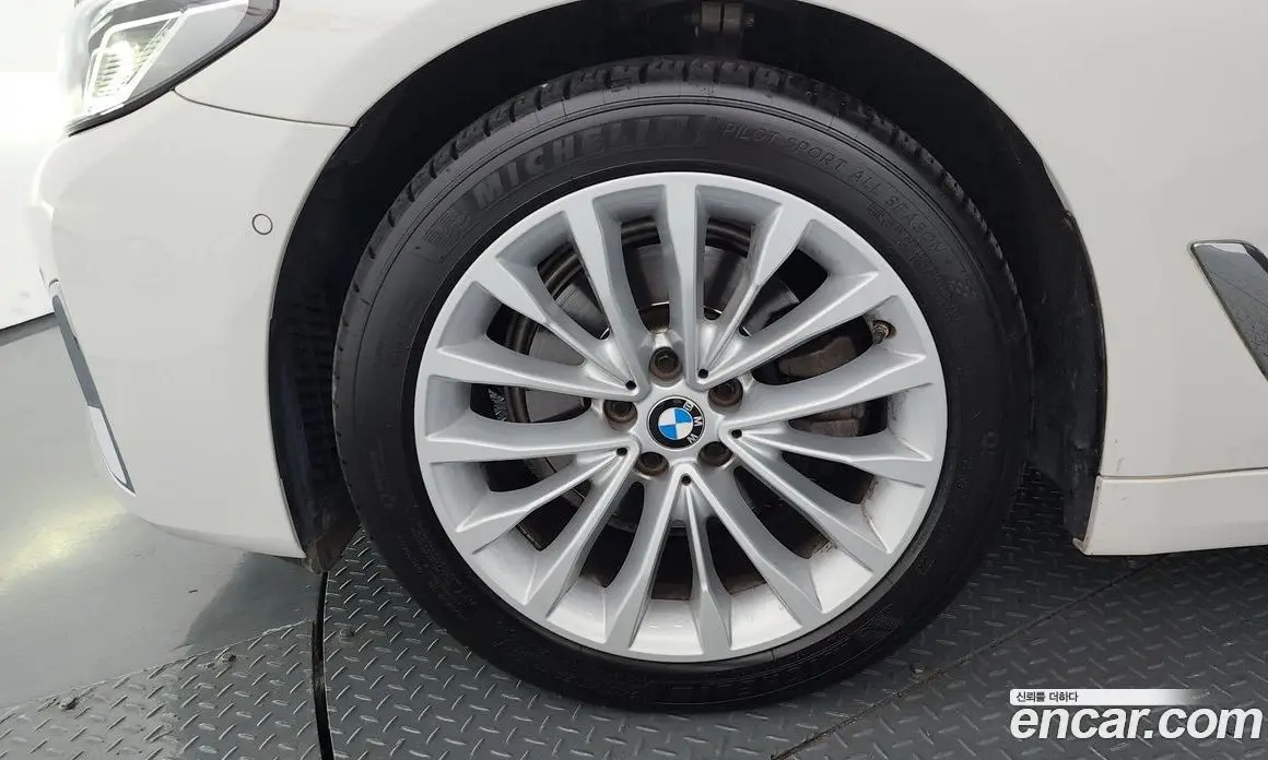 BMW 5 серия 2021 2.0 автомат (гидро), фото 5 BMW 5 серия 2021 2.0 автомат (гидро), фото 5