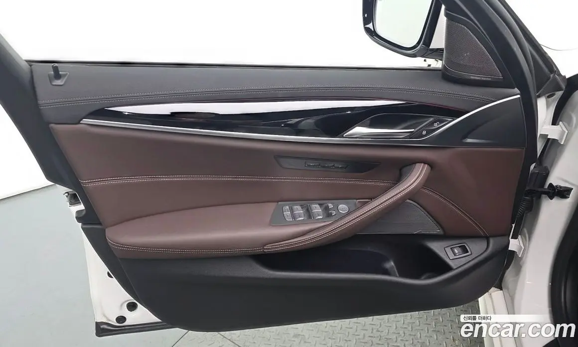 BMW 5 серия 2022 2.0 автомат (гидро), фото 14 BMW 5 серия 2022 2.0 автомат (гидро), фото 14