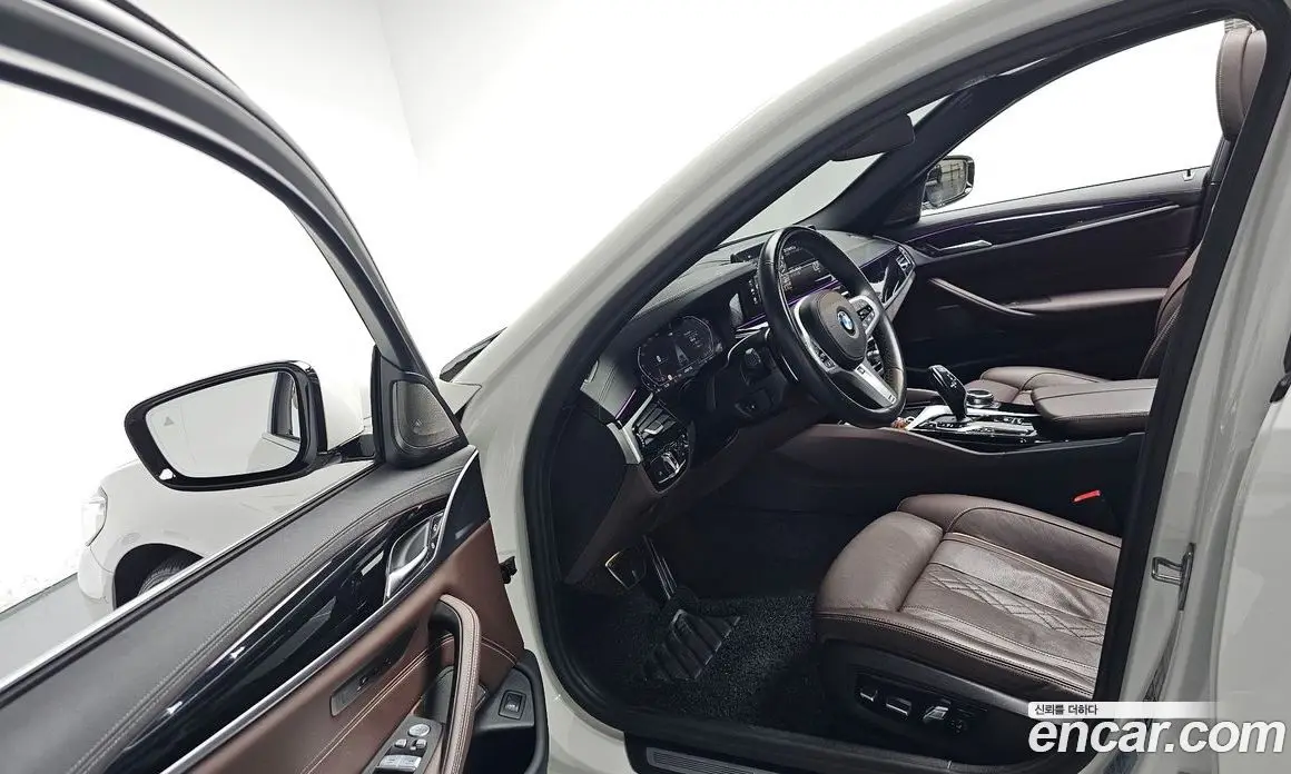 BMW 5 серия 2023 2.0 автомат (гидро), фото 13 BMW 5 серия 2023 2.0 автомат (гидро), фото 13