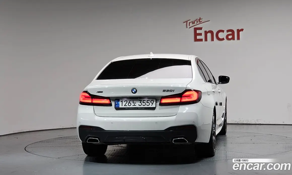 BMW 5 серия 2023 2.0 автомат (гидро), фото 4 BMW 5 серия 2023 2.0 автомат (гидро), фото 4