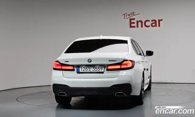 BMW 5 серия 2023 2.0 автомат (гидро), миниатюра 4 BMW 5 серия 2023 2.0 автомат (гидро), миниатюра 4
