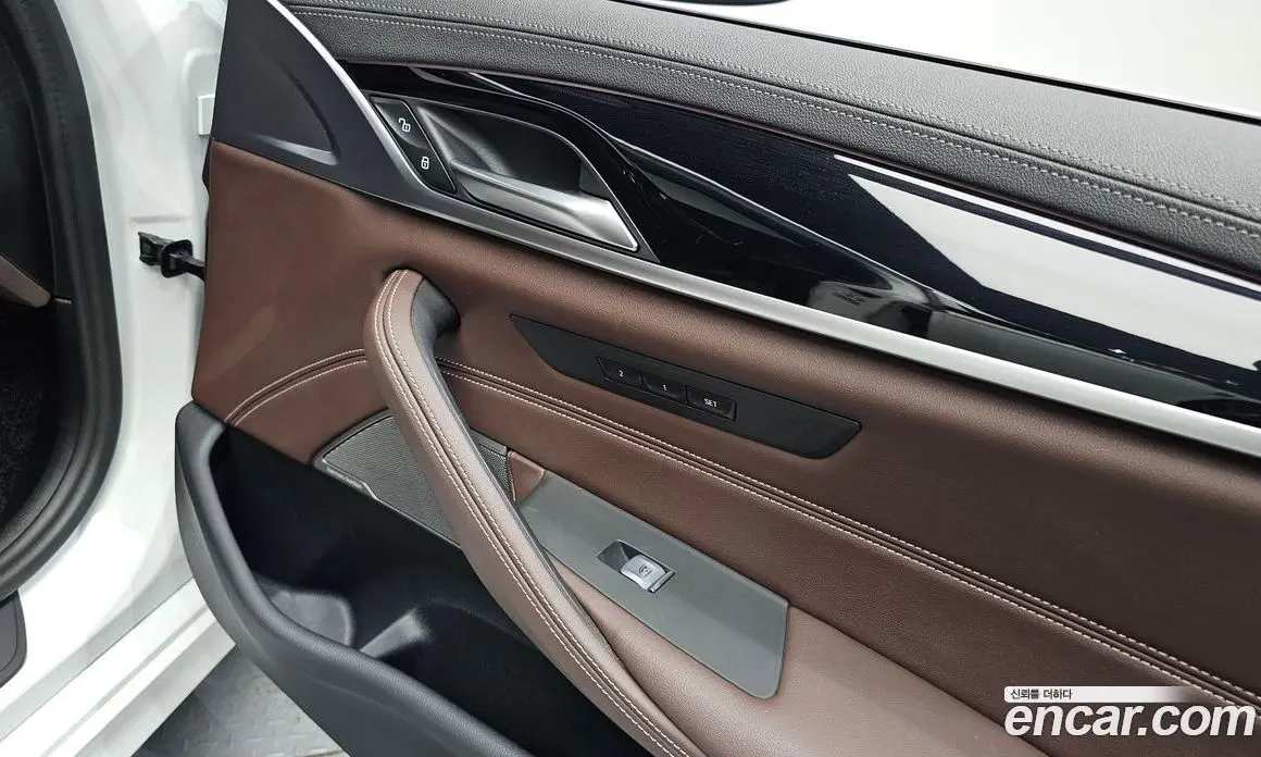 BMW 5 серия 2023 2.0 автомат (гидро), фото 33 BMW 5 серия 2023 2.0 автомат (гидро), фото 33